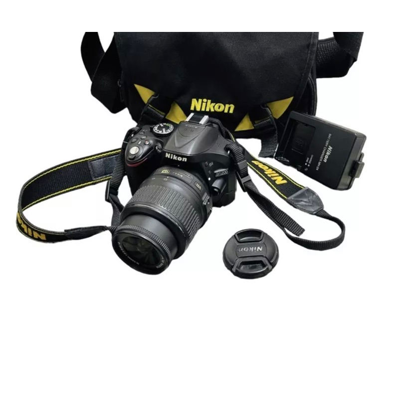 Nikon D5200 with 1855mm lens dslr camera (USED)good condition Shopee