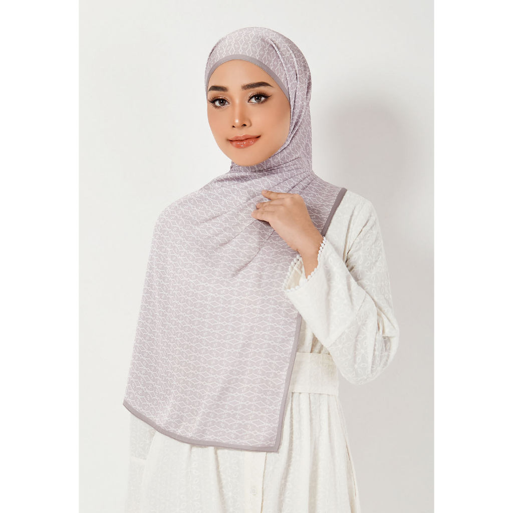 pleated shawl ariani