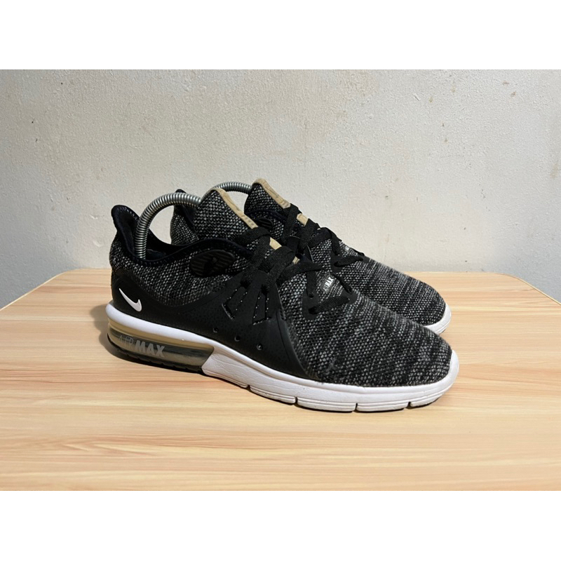 Nike air clearance max sequent uk