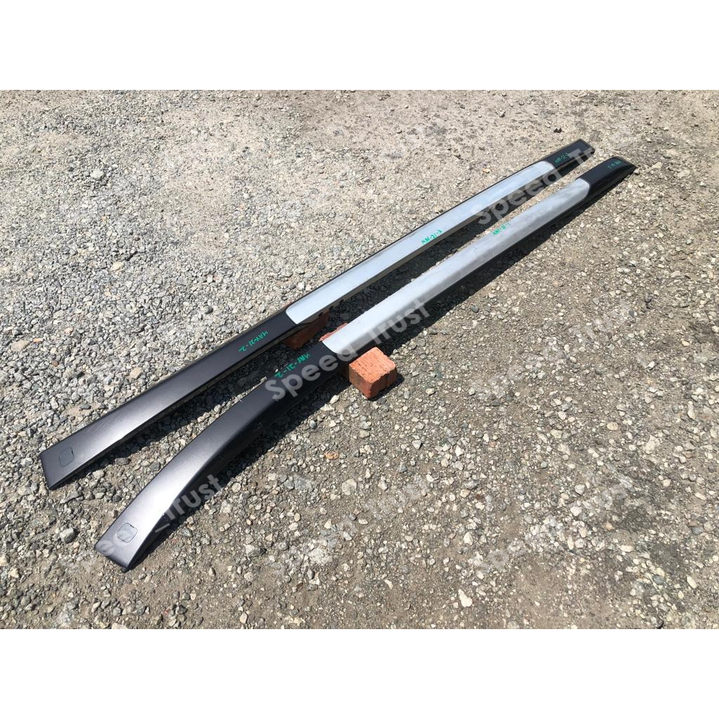JDM Original Used Roof Rail Rack Bar Top Bumbung Mitsubishi Grandis