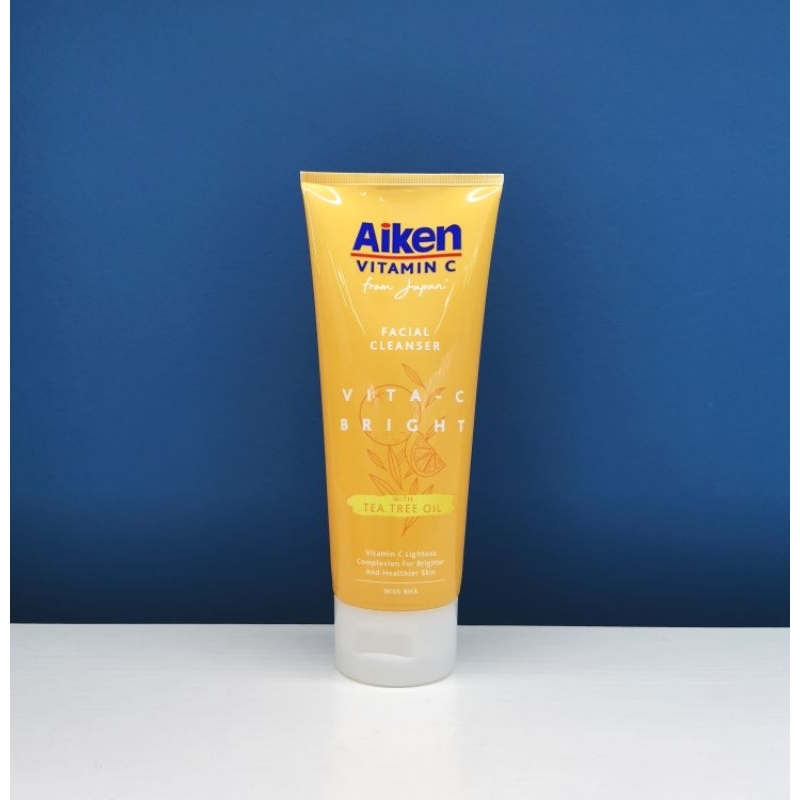 Aiken VITAMIN C (MOISTURISER & EXFOLIATING WATER & FACIAL CLEANSER