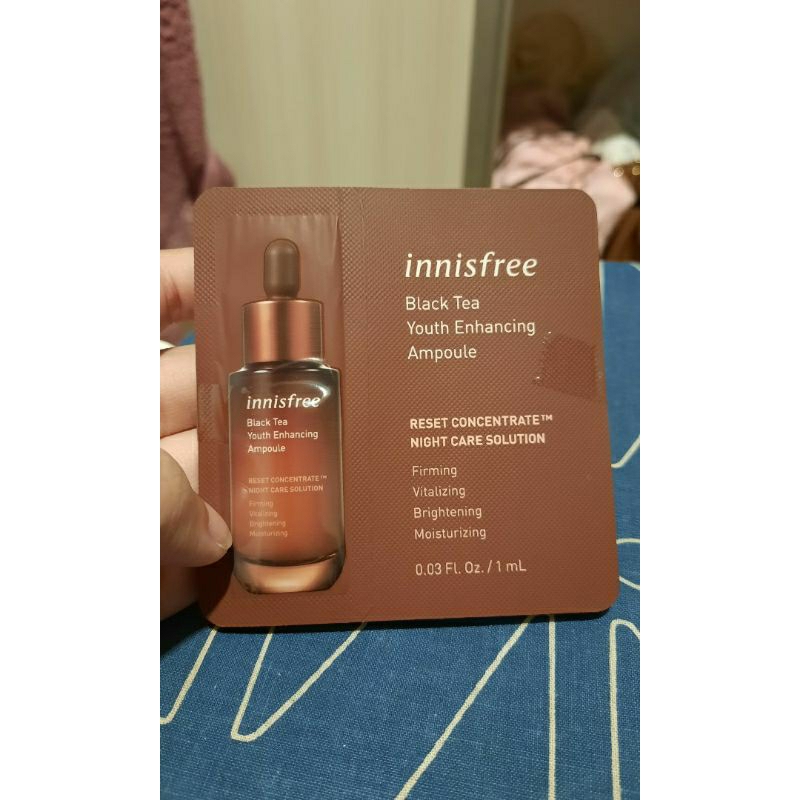 [Innisfree] Black Tea Youth Enhancing Ampoule  50ml
