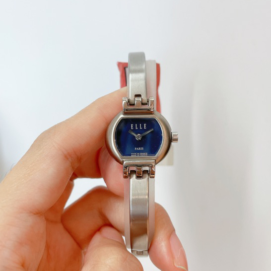Elle paris watch store