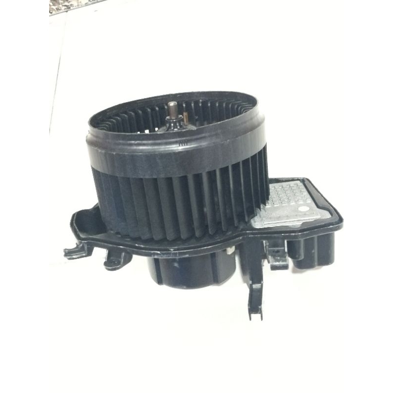 Mercedes Benz C Class W203/W209/W230 Blower Fan Motor With Regulator