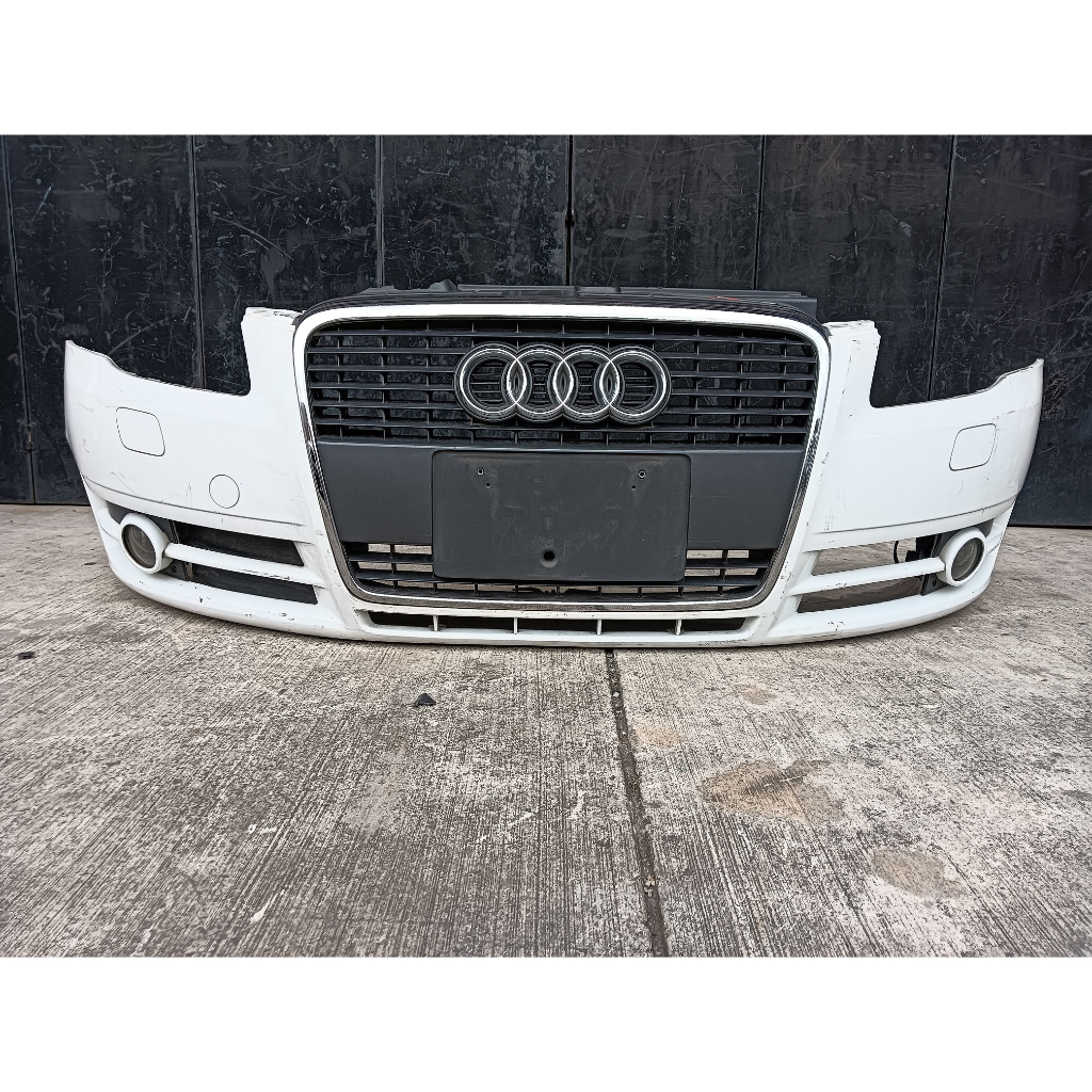 Audi A4 B7 Front Bumper With Fog Lamps Lights And Grill White Colour