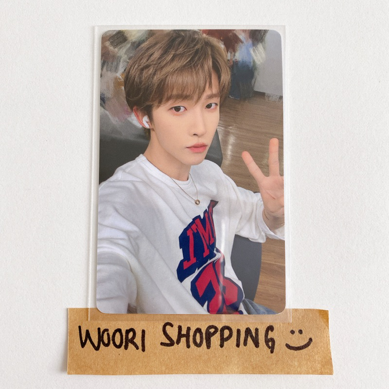 INTO1 LIUYU 刘宇费加罗小卡FIGARO MAGAZINE OFFICIAL PHOTOCARD