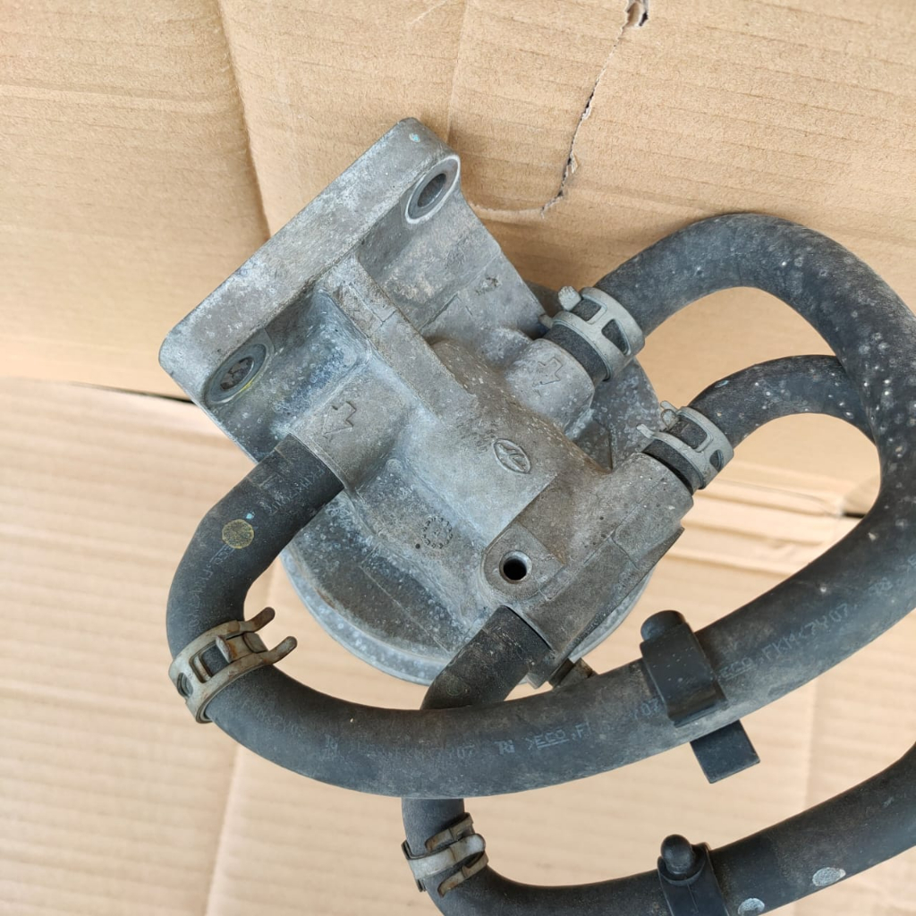 ISUZU NPR FUEL FILTER HOUSING (USED) Shopee Malaysia