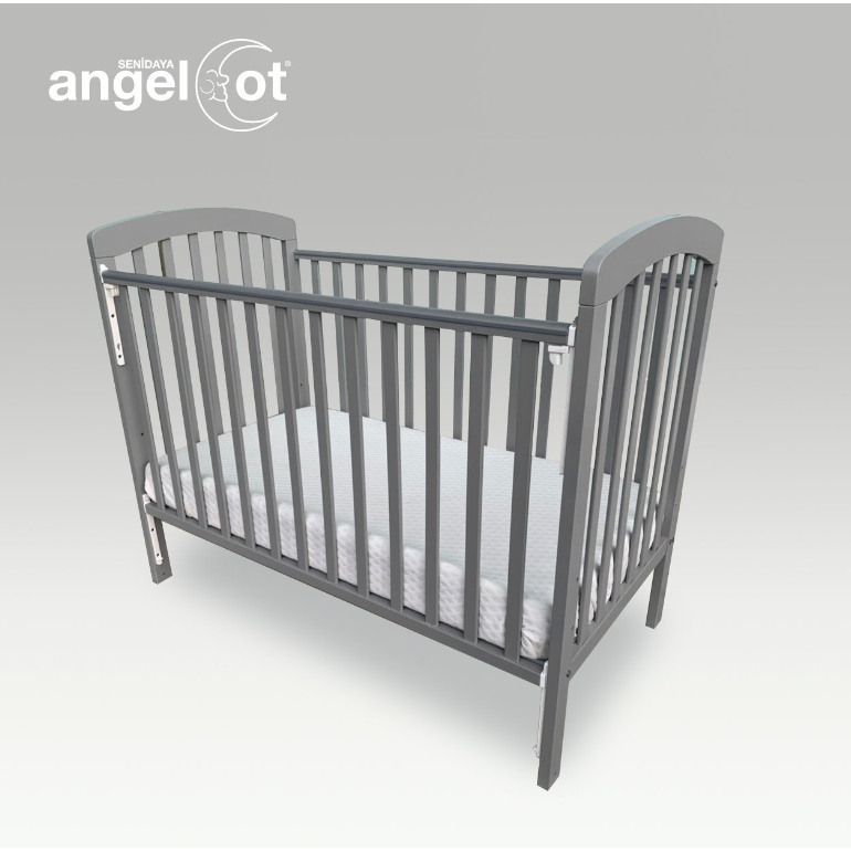 Seni Daya Angelcot Solid Wood Baby Cot c/w Wheels 24