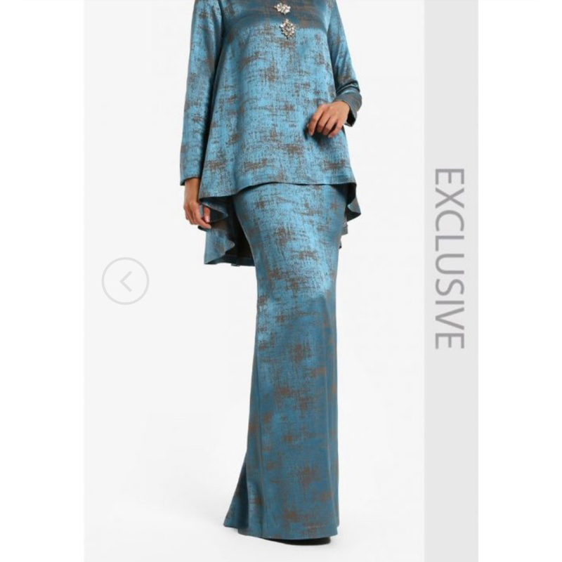 Rizman Ruzaini XS Rusleena Brocade Kurung (PRELOVE) | Shopee Malaysia
