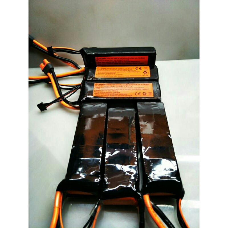 Batterie LiPo Spektrum 14.8V 2200mAh 4S 30C - Smart IC3 Pour Modélisme RC - Haute Performance Et Sécurité