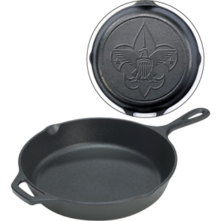 Lodge Wildlife Series Cast Iron Skillet Griddle with Wolf, Duck, Deer, Moose, Buffalo Scene, Black