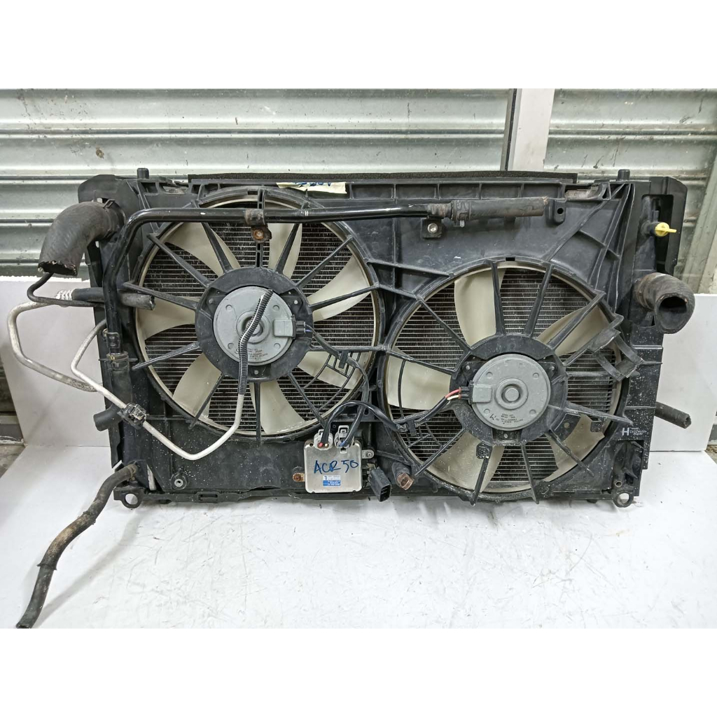 JDM Toyota Estima Previa ACR50 Radiator With 2 Piece Coolng Fan Motor ...
