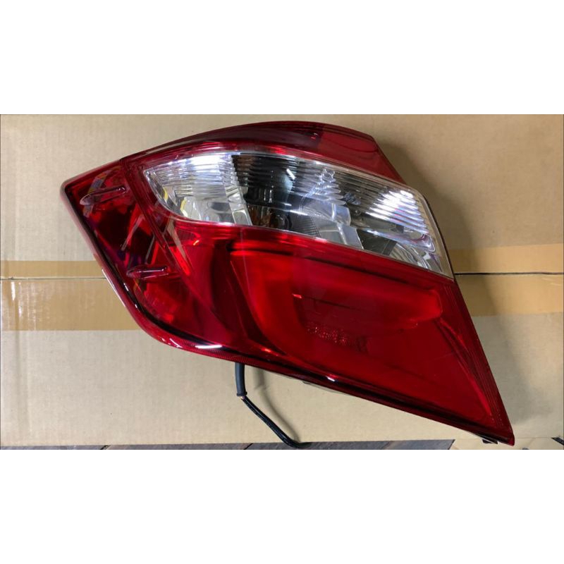 TAIL LAMP PERODUA BEZZA ORIGINAL 2016 -2019 | Shopee Malaysia