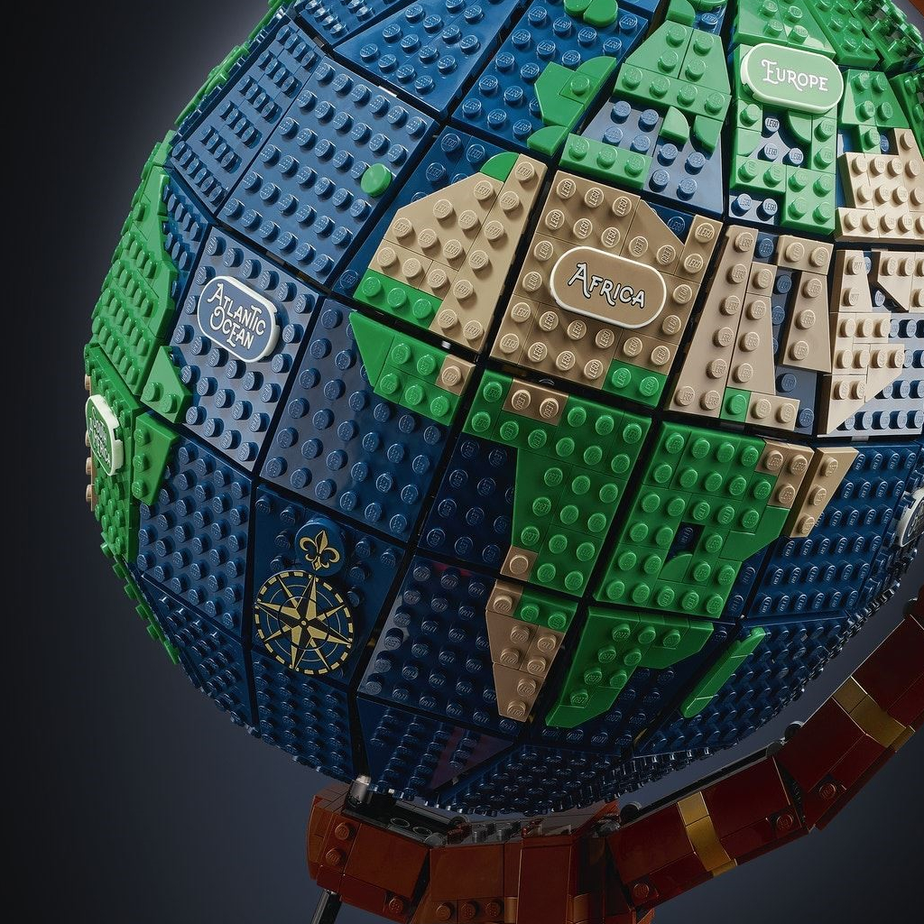 LEGO 21332: The Globe | Shopee Malaysia
