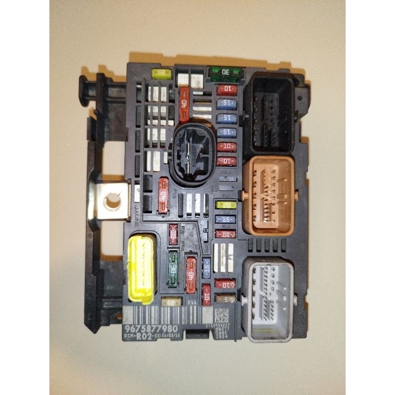 peugeot 3008 engine fuse box Shopee Malaysia