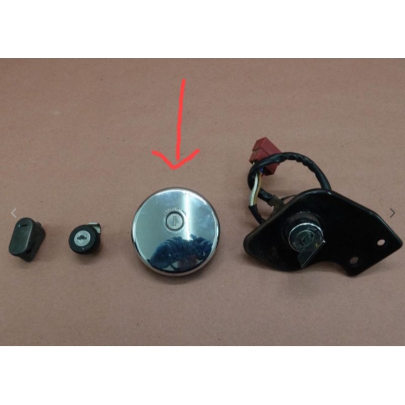 thumbnail image 2 of Fuel Tank Cap For Kawasaki Vulcan 500/800/1500/1600/1700/2000 & W800 – Topteng, OE 51049-0003 2 of 5