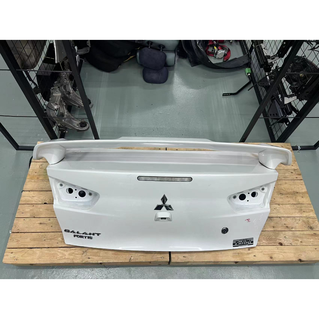 MITSUBISHI LANCER 10 (ORI) REAR BONNET FOR SALE | Shopee Malaysia
