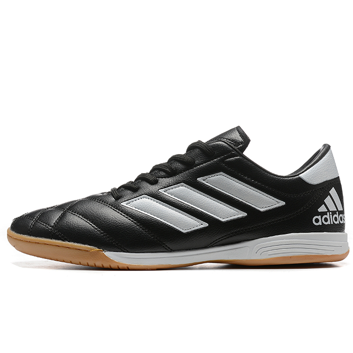 Kasut store futsal adidas