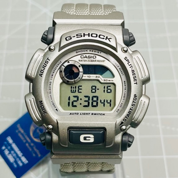 ORIGINAL G-SHOCK DW-9000 | NEW WITH BOX | AUTO-LIGHT | WR