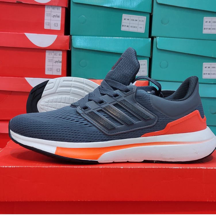 kasut running adidas