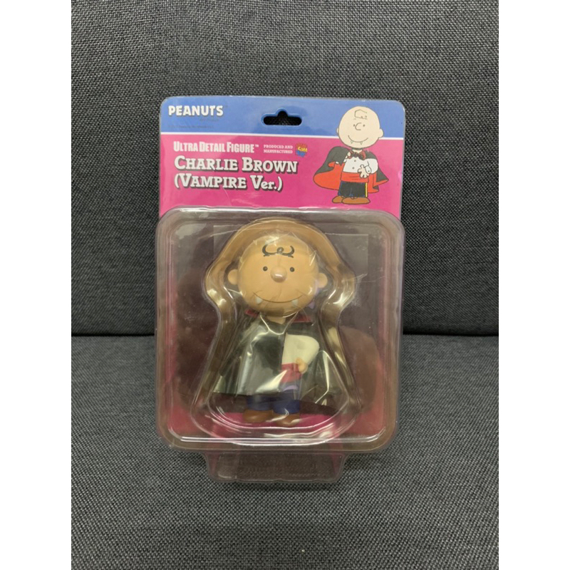 ORIGINAL Peanuts Charlie Brown Vampire Version Ultra Detail Figure ...