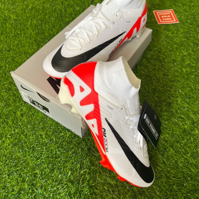 harga kasut bola nike mercurial superfly