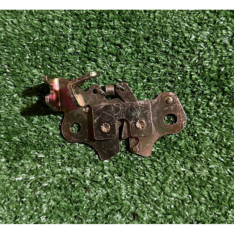 HONDA RS150 SEAT LOCK CATCH RS150 SEAT LOCK BRACKET RS 150 SEAT LOCK