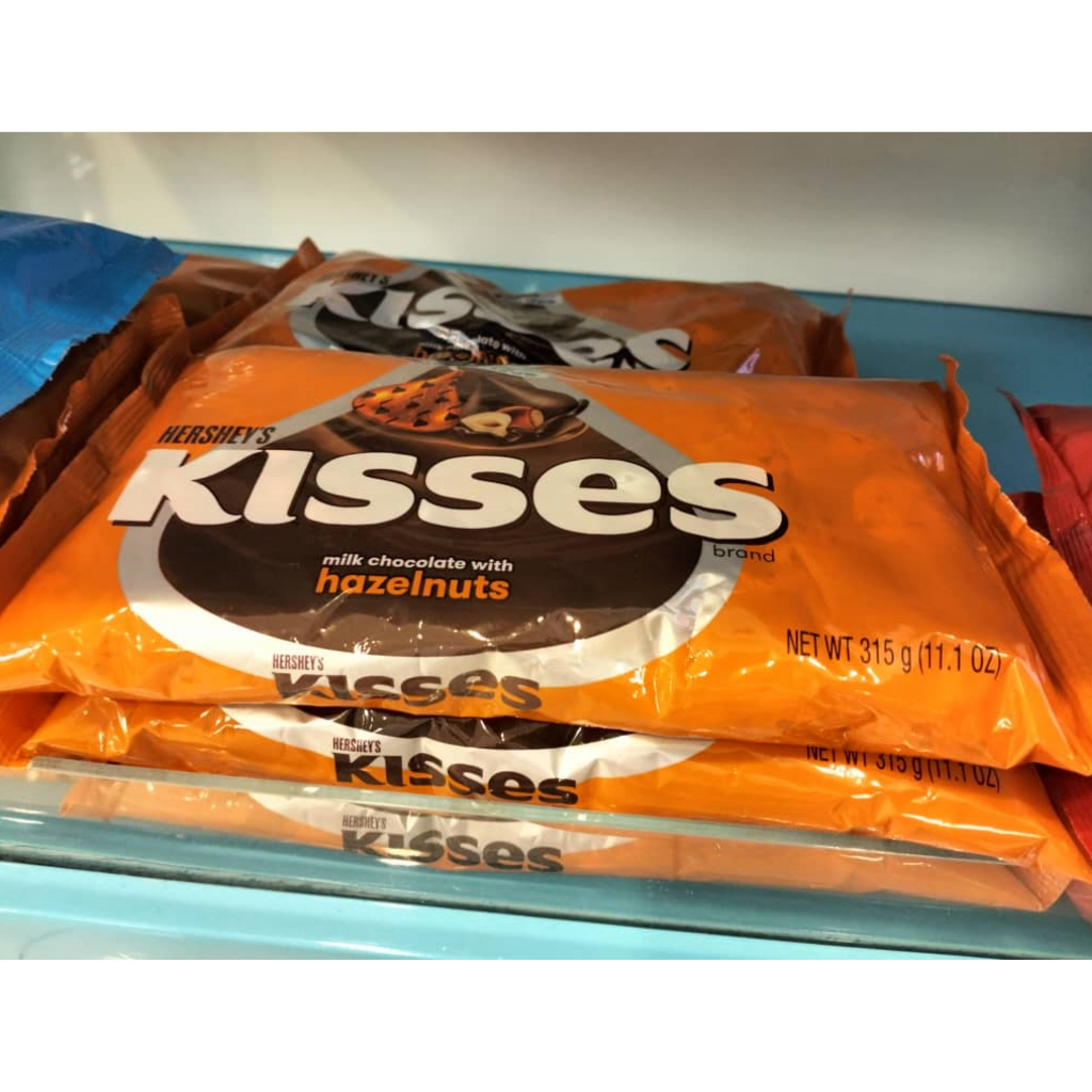 Hershey's Kisses Milk Chocolate with Hazelnuts, 315g (Assorted