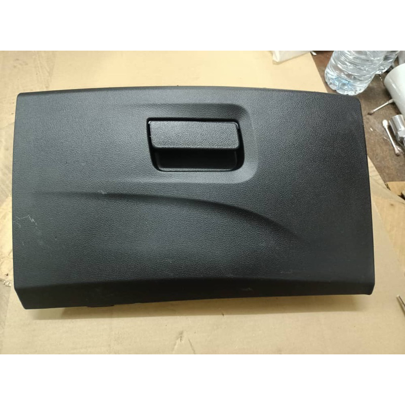 Original Proton New Saga Vvt Glove Box With Handle Pw Have Scratches Shopee Malaysia