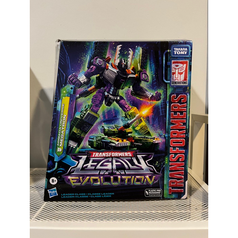 Transformers Generations Leader Class Armada Megatron Figure
