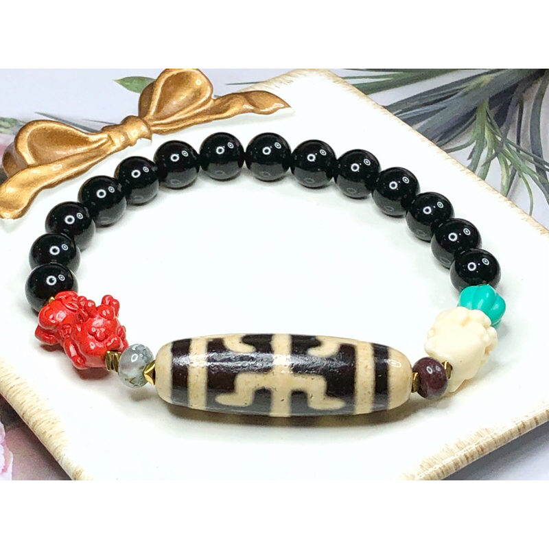 Tibetan Dzi Beads Unbounded Dzi Beads 藏传老矿无界天珠38x12