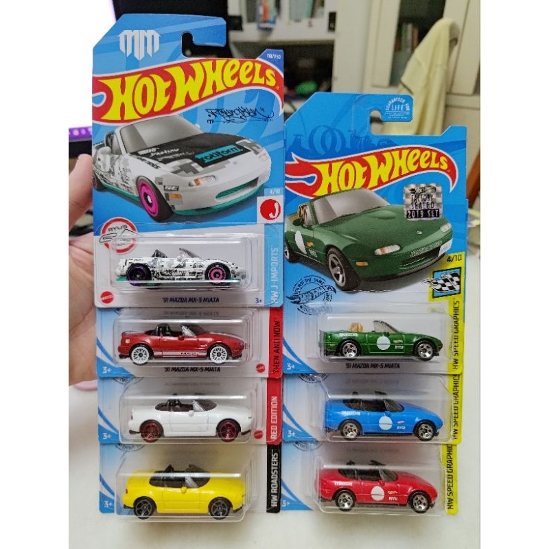 Hot Wheels ’91 Mazda MX-5 Miata, Colore Blu, Modellino 3/5 - Auto Giocattolo Portatile - 3