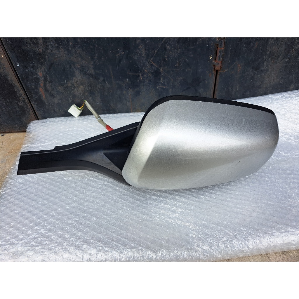 thumbnail image 2 of Pearl White Left Driver Side Door Mirror For Honda Civic Coupe Sedan 2016-2021 2 of 5