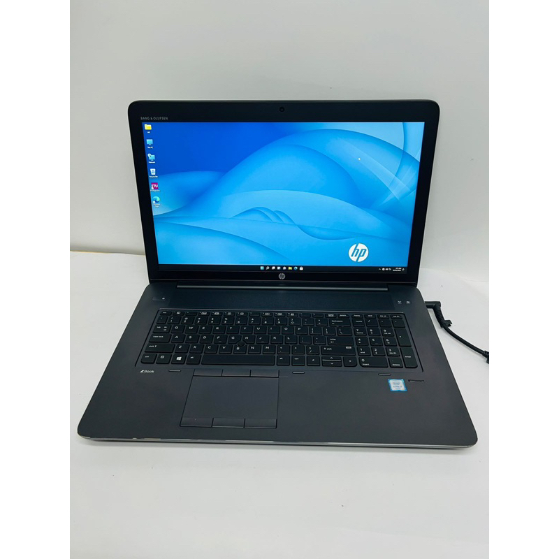 HP Laptop Core i76700HQ Ram 16GB SSD 256GB Screen Size 15.6