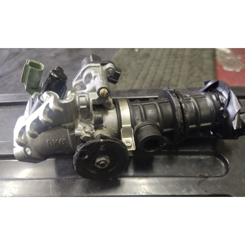 Trotal Body Yamaha R15 Ori Motor | Shopee Malaysia