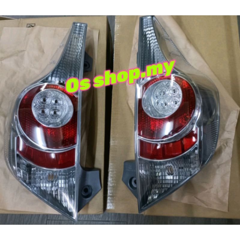 TOYOTA PRIUS C Nhp10 20092014 REAE TAILLAMP / LAMPU BELAKANG