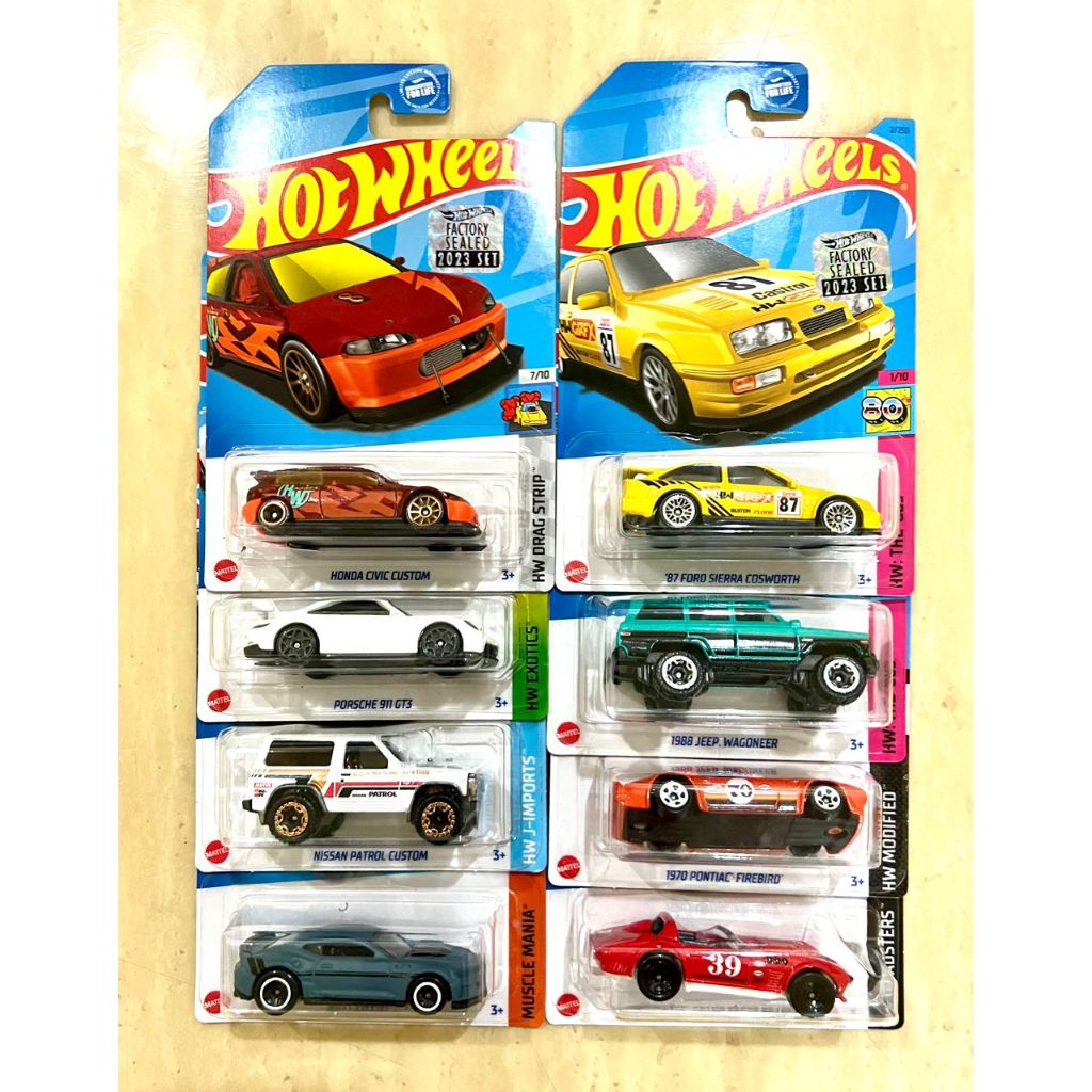 Hot Wheels Kroger Exclusive 2024 Recolor: Set 4 Auto Tra Cui GT40, Volvo XC40 E Barracuda