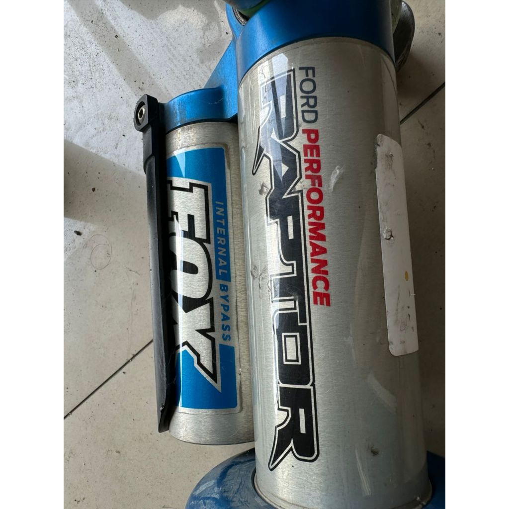 FORD RAPTOR ORI REAR ABSORBER | Shopee Malaysia
