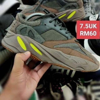 Buy adidas yeezy 700 Online With Best Price, Dec 2023 | Shopee