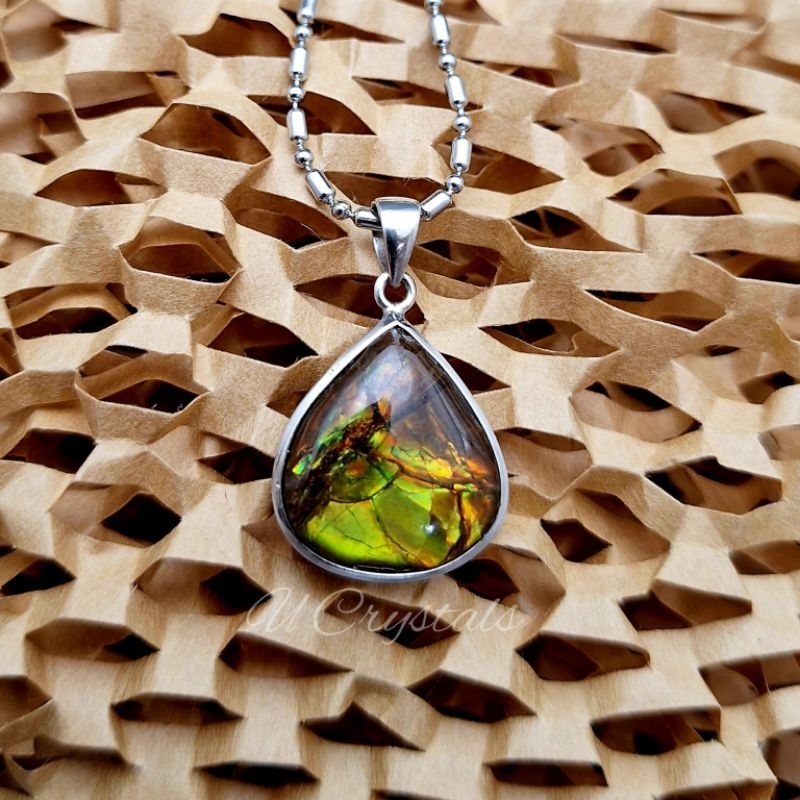 龙鳞纹斑彩石吊坠 / 斑彩石吊坠 Dragon scale Ammolite Fossil Pendant / Ammolite ...