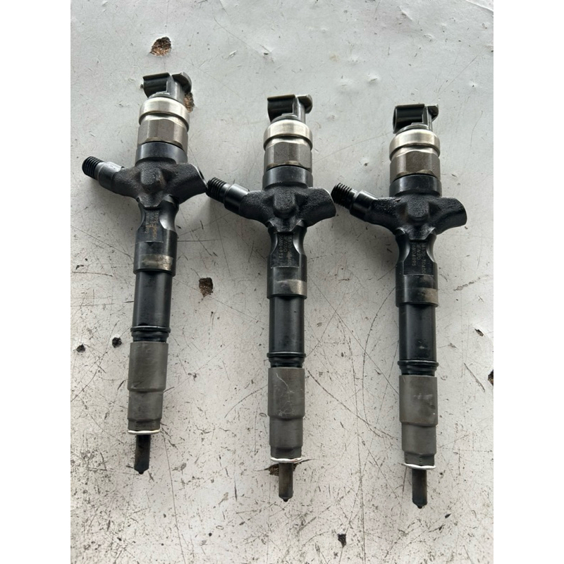 Toyota hilux KUN25 1KD 2KD Injector Shopee Malaysia