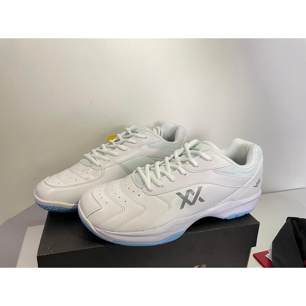 Shopee on sale badminton shoes