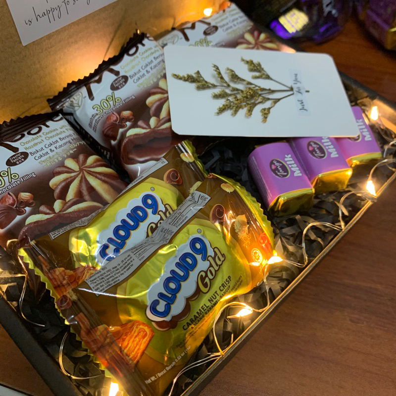 big gift box chocolate premium for birthday anniversary Christmas RM10