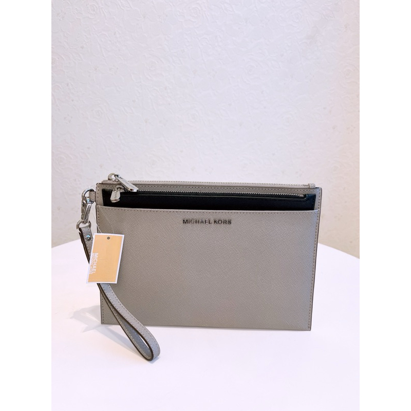 Michael kors xl outlet clutch