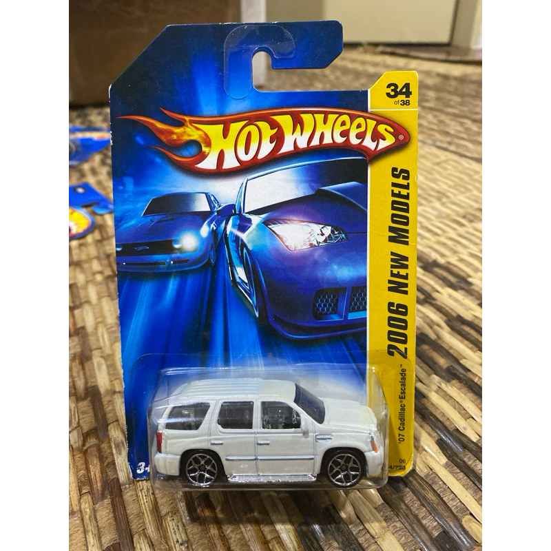 Hot Wheels 07 Cadillac Escalade | Shopee Malaysia