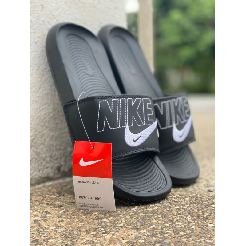 harga sandal nike benassi