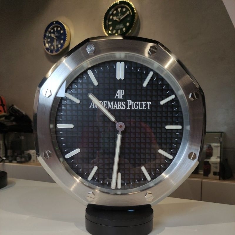 AP Audemar Piguet wall clock Smooth Second hand movement Jam