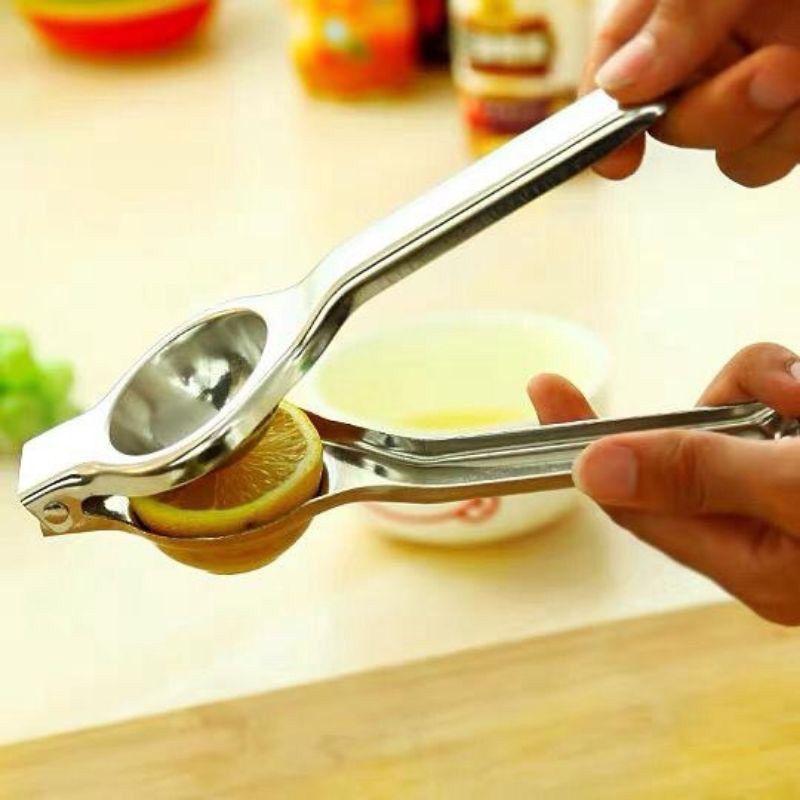 Hand Pressing Lemon Squeezer 手压柠檬榨汁器 | Shopee Malaysia