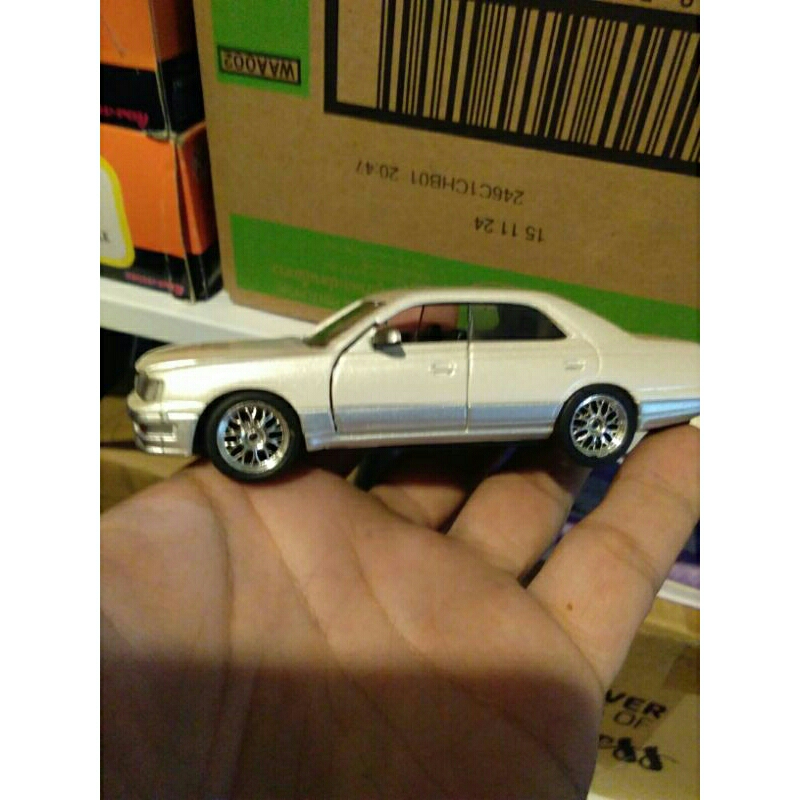 Nissan Cedric Taxi Yonezawa Toys 1/43 Sans Boite - FR