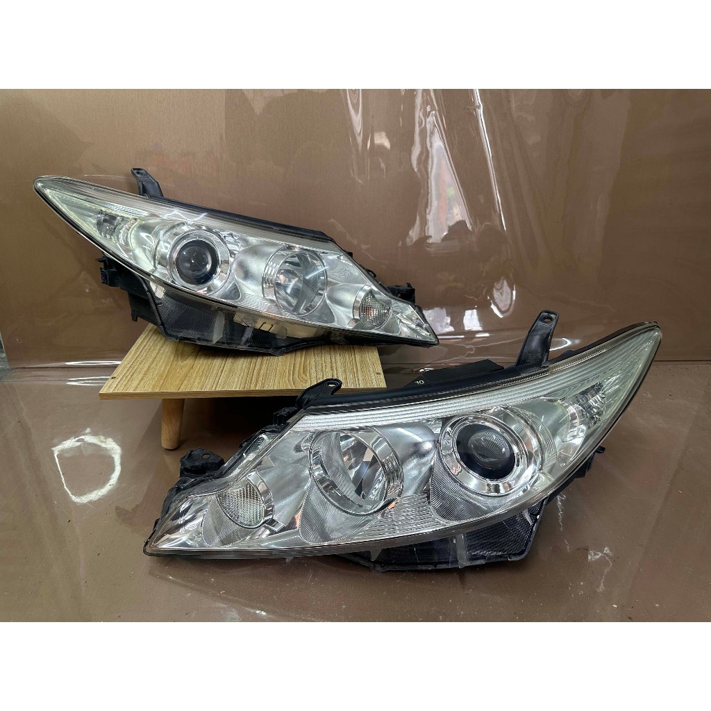 JDM Toyota Estima ACR50 ACR55 Front Halogen Head Lights Lamps Lampu ...